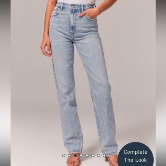 Alercrombie & Fitch Ultra High Rise 90s Straight Jean - Picture 9 of 9